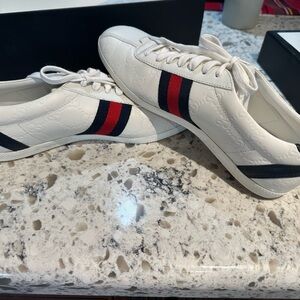 Gucci Women's Athletic Shoes -EXCEPTIONAL GUC